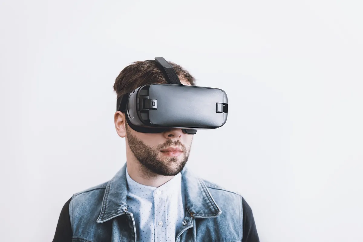 virtual, virtual reality, technology, reality, digital, 3d, headset, device, entertainment, modern, goggles, glasses, tech, metaverse, simulation, game, gadget,