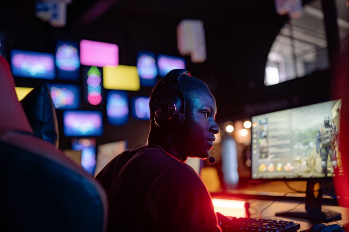 gamer profesional en acción