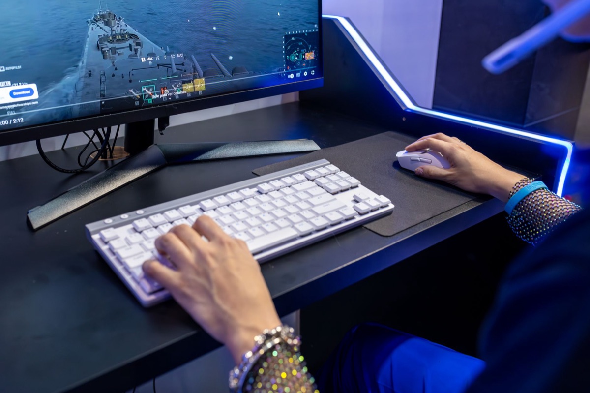 gaming mouse and keyboard setup