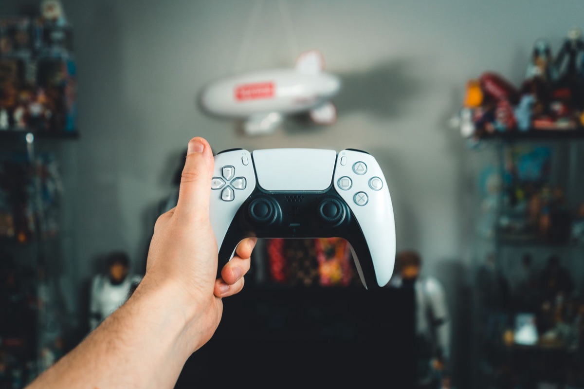 Etiqueta de calificación para consola de juego